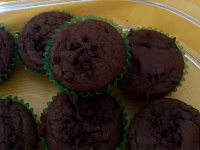 rye-flour chocolate muffins