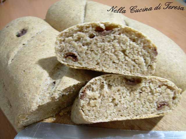 rye olive bread