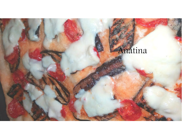 Pumpkin, aubergine and pancetta pizza, by Vincenza Borelli